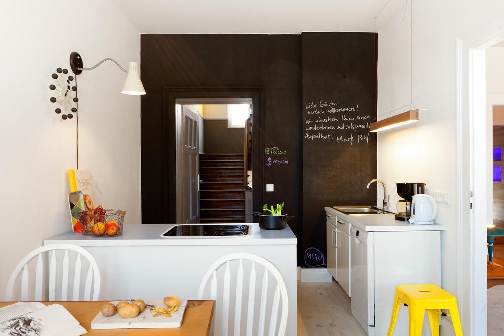 Design Apartments "Hier War Goethe Nie" Веймар Номер фото
