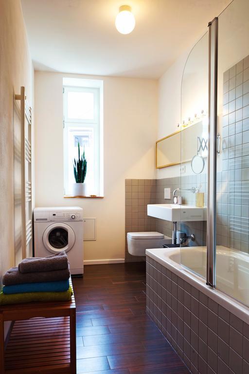 Design Apartments "Hier War Goethe Nie" Веймар Номер фото